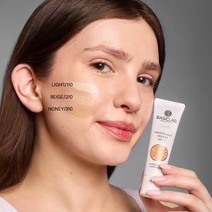 Feuchtigkeitsspendende BB Cream LSF 15 (210/Beige)